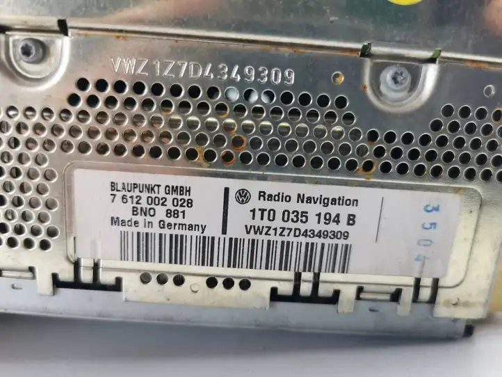 Volkswagen PASSAT B6 (2005 - 2010) 1T0035194B Магнитола / мультимедийная система — фото 5
