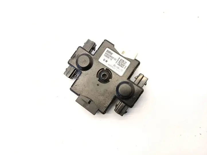 BMW 3 F30 F35 F31 (2012 - 2018) KK9229043 Усилитель антенны — фото 1