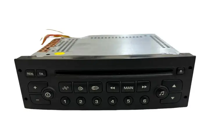 Peugeot 206 (1998 - 2012) 96545978XT00 Магнитола / мультимедийная система — фото 1