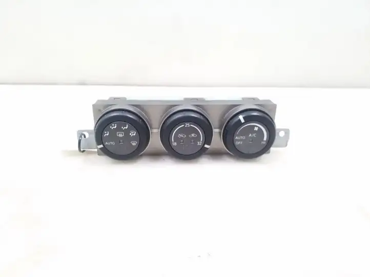 Nissan X-Trail T30 (2001 - 2007) 27500EQ410 Блок управления кондиционером — фото 1
