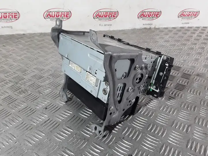 Toyota Prius (XW20) (2003 - 2009) 8612047210 Магнитола / мультимедийная система — фото 5