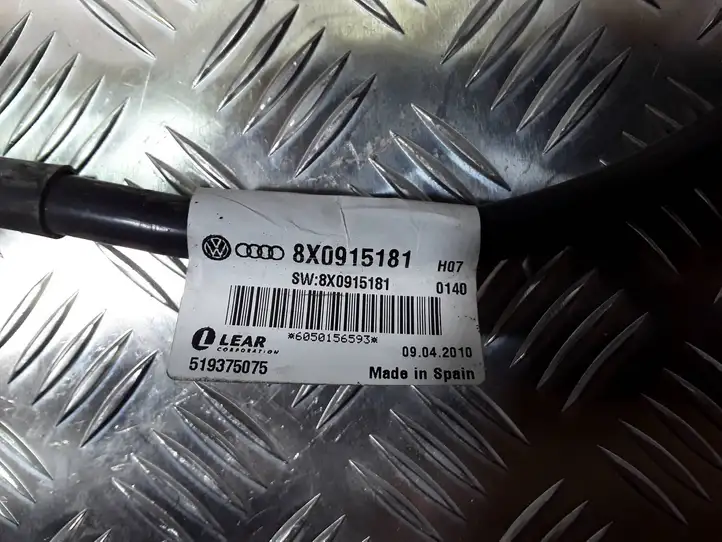 Audi A4 S4 B8 8K (2007 - 2011) 8X0915181 Минусовой провод аккумулятора — фото 2