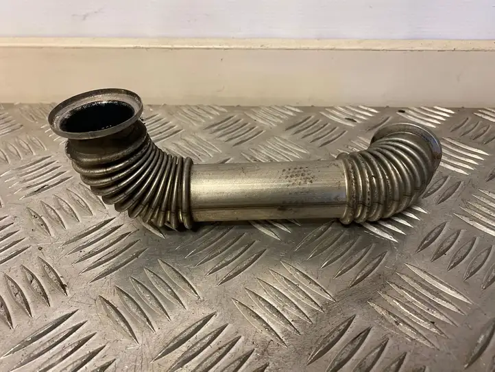 Iveco Daily 35-40.10 (2001 - 2016)   EGR трубка (трубки)/ шланг (шланги)