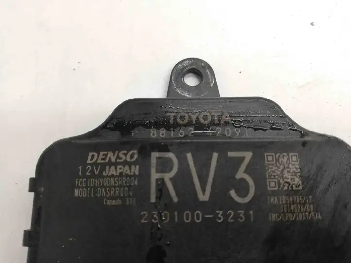 Toyota RAV 4 (XA50) (2018 - ) 8816242091 Радар контроля слепых зон — фото 3