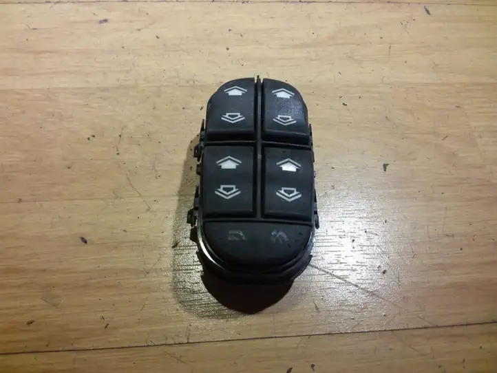 Ford Focus (1998 - 2004)  98AB14A132DE Кнопка стеклоподъемников