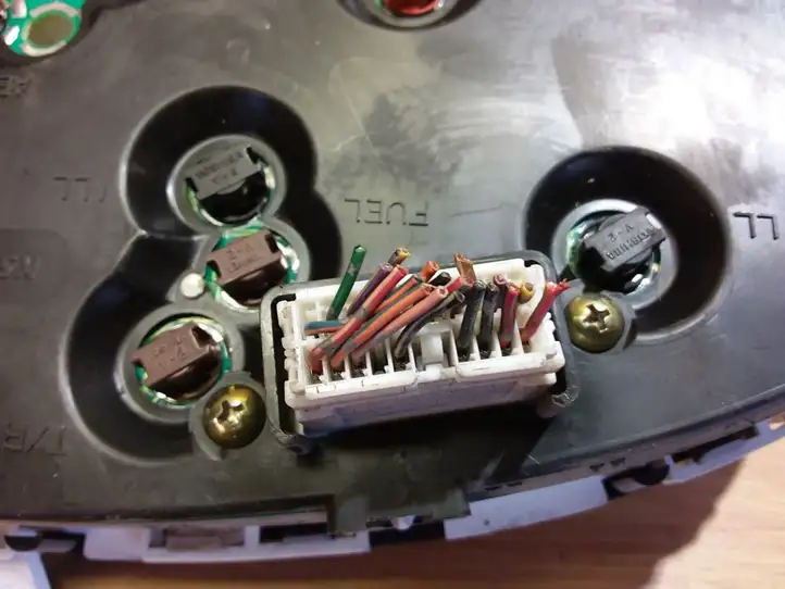 Nissan Almera N16 (2000 - 2010)   Спидометр (приборный щиток)