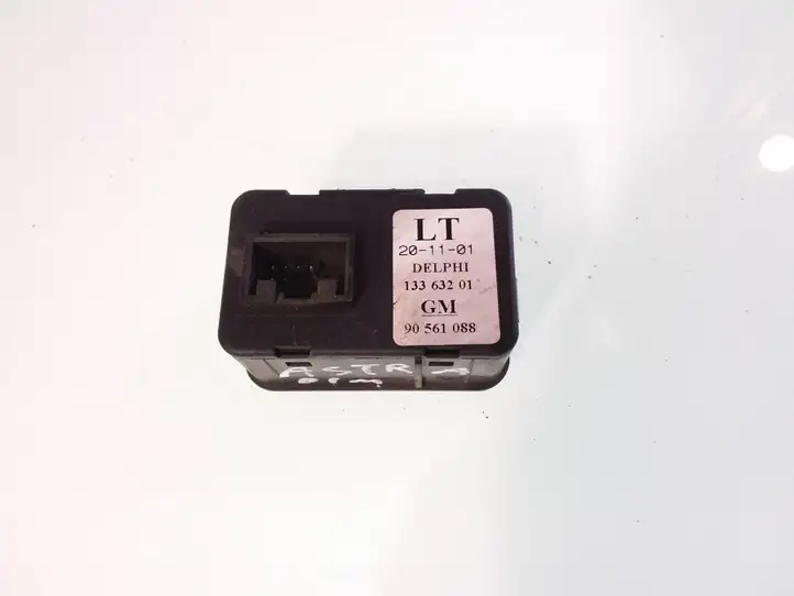 Opel Zafira A (1999 - 2003) 13363201 Блок кнопок стеклоподъемников — фото 3