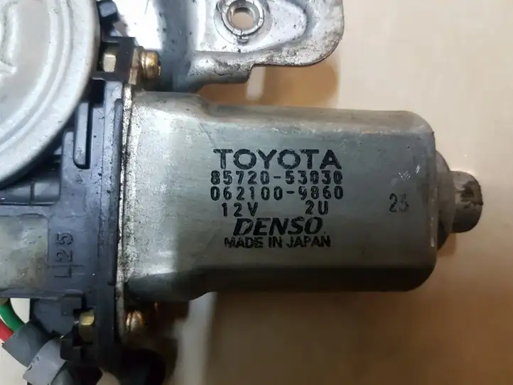 Lexus IS 200-300 (1999 - 2005) 8572053030 Стеклоподъемник задней двери — фото 2