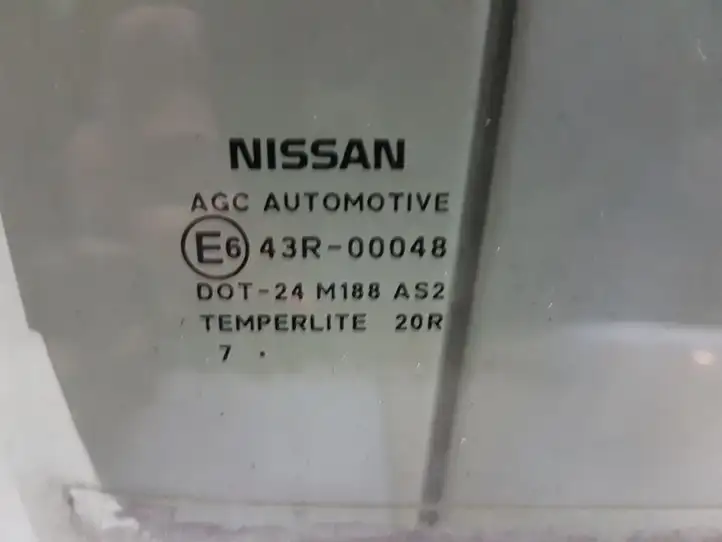 Nissan Qashqai (2006 - 2010) Стекло задней двери — фото 2