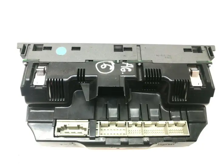 Audi A6 (2008 - 2011)  4F2820043 Блок управления кондиционера воздуха / климата/ печки (в салоне)