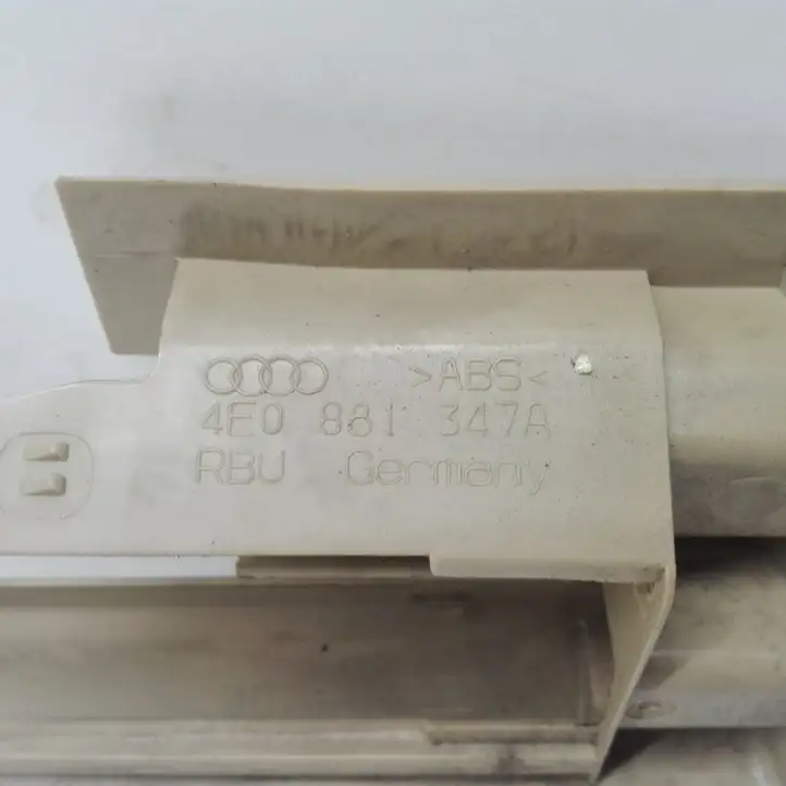 Audi A8 S8 D3 4E (2005 - 2007) 4E0881347A Прочие детали салона — фото 2