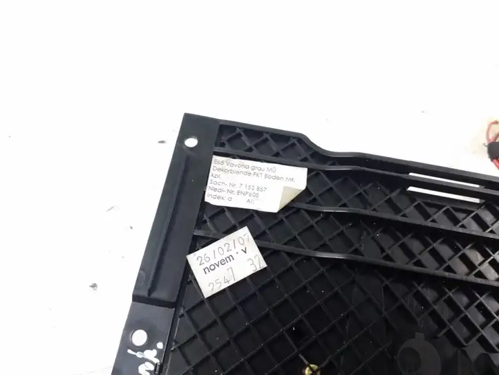 BMW 7 E65 E66 (2001 - 2008)  7152857 Пепельница