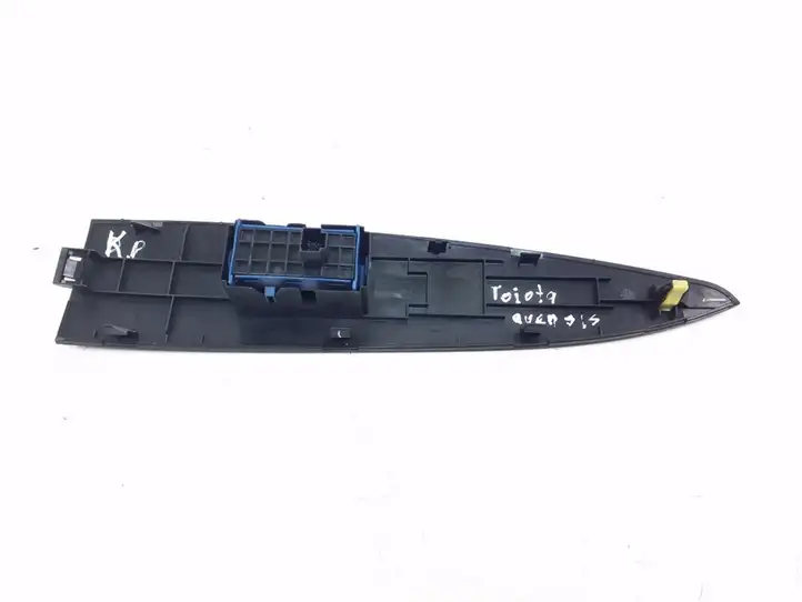 Toyota Avensis T270 (2009 - 2012) 8481005070 Блок кнопок стеклоподъемников — фото 2