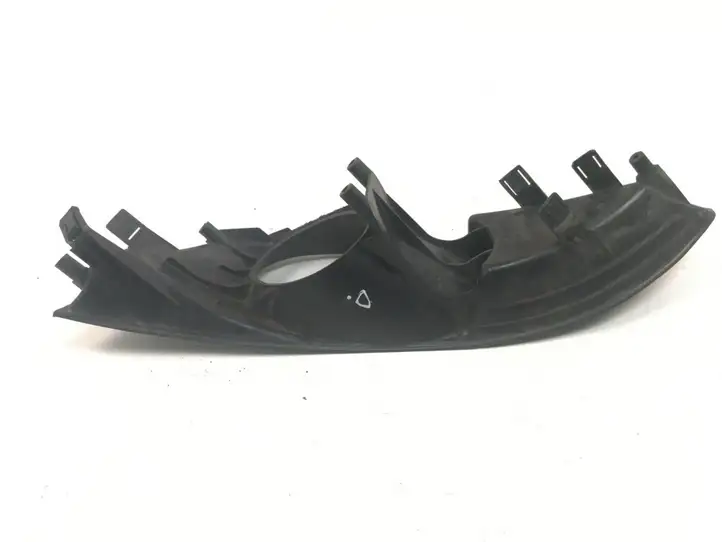 Toyota Auris 150 (2006 - 2012) 8148102050 Решетка противотуманной фары — фото 2