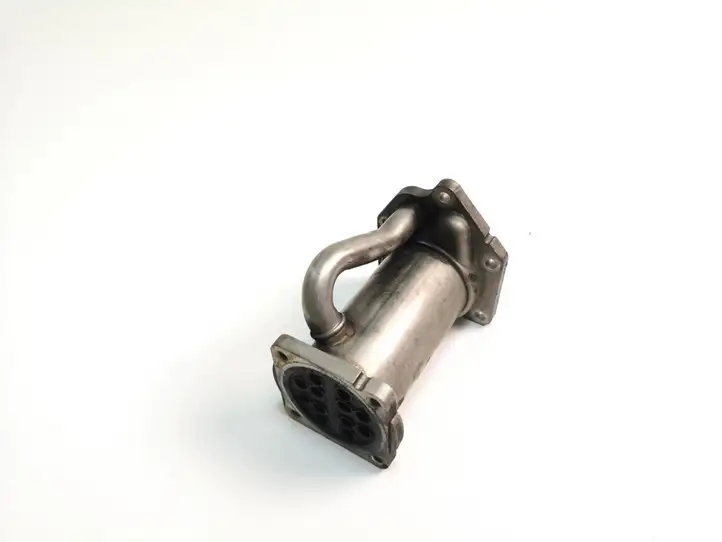 Nissan Qashqai (2006 - 2010)  8200729078 Охладитель EGR