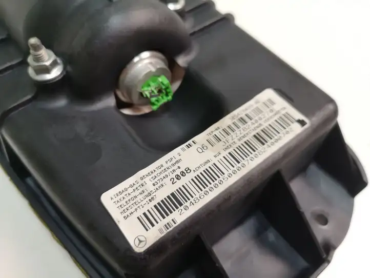 Mercedes-Benz C W204 (2007 - 2014)  2048600005 Подушка безопастности пассажира