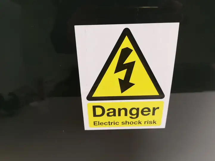 Lexus RX 330 - 350 - 400H (2003 - 2006) Стекло задней двери — фото 4