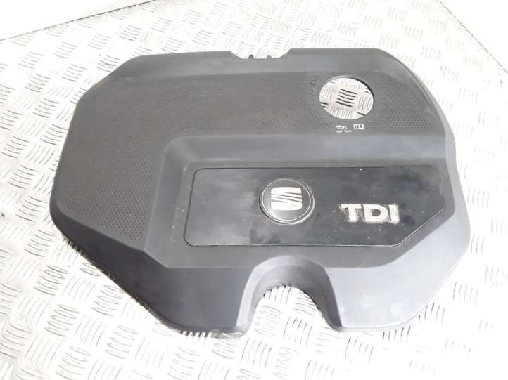 038103925E Seat Cordoba (6L) Variklio dangtis (apdaila)