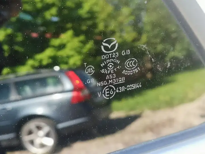 Mazda CX-7 (2009 - 2014) Заднее боковое стекло — фото 2