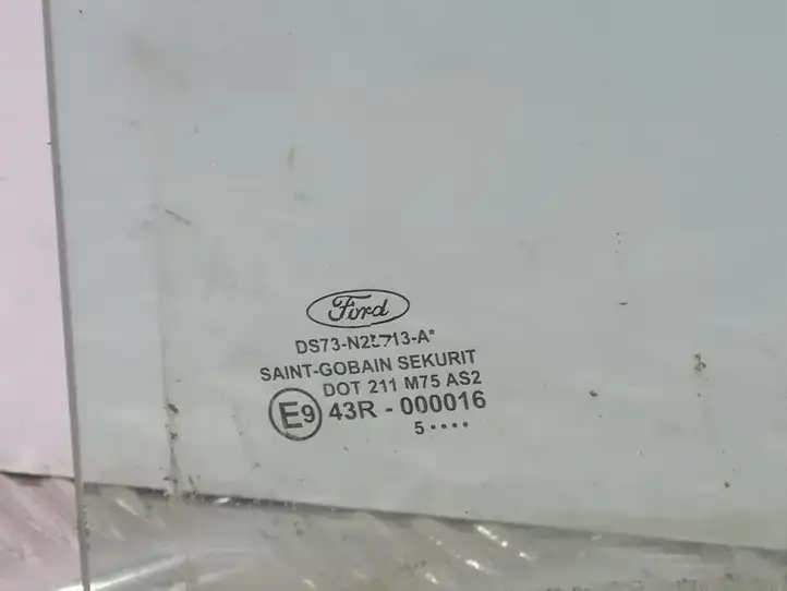 Ford Mondeo MK V (2014 - )   Основное стекло задних дверей