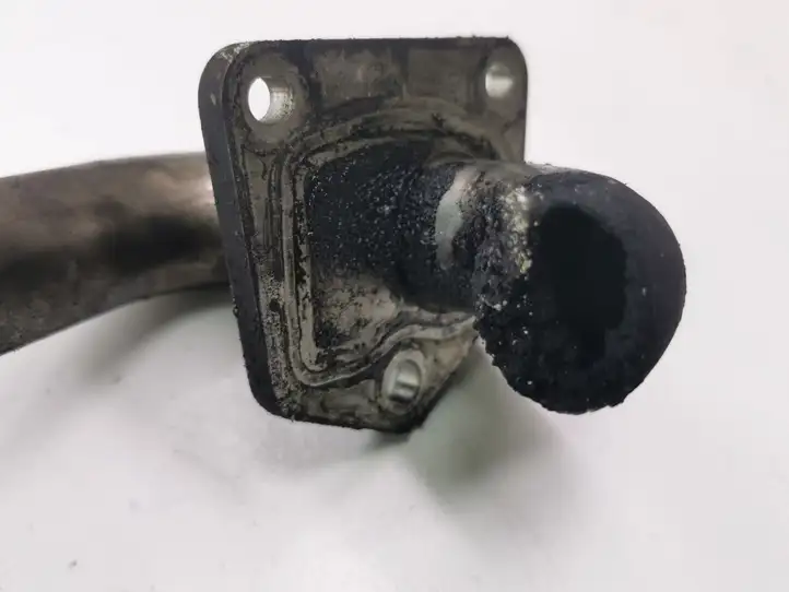 Chrysler 300C (2005 - 2011)   EGR трубка (трубки)/ шланг (шланги)