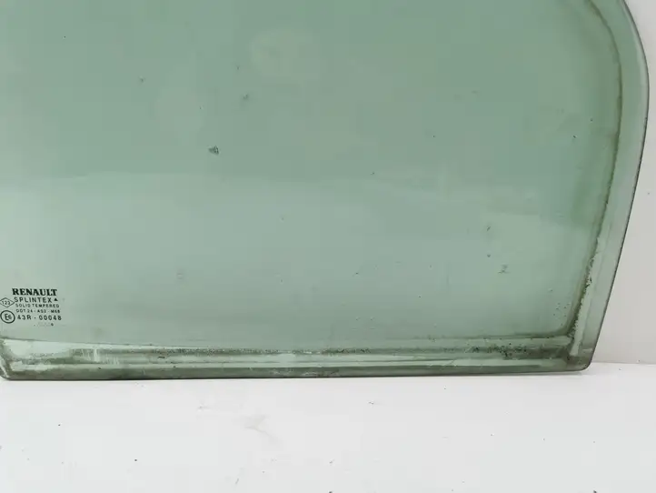 Renault Scenic I (1996 - 2003) E643R00048 Форточка двери — фото 4