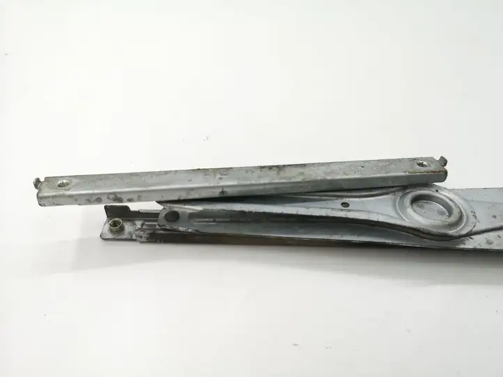 Toyota Corolla Verso AR10 (2004 - 2009) 698300F010 Механический стеклоподъемник задней двери — фото 2