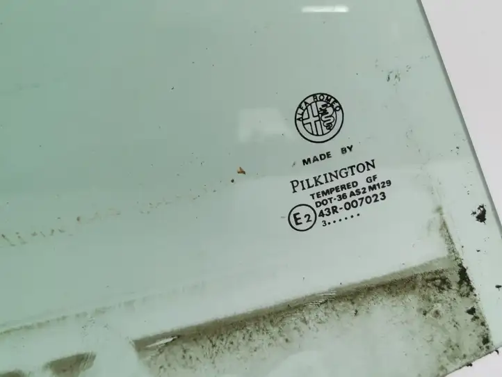 Alfa Romeo 156 (2002 - 2007) E243R007023 Стекло задней двери — фото 2