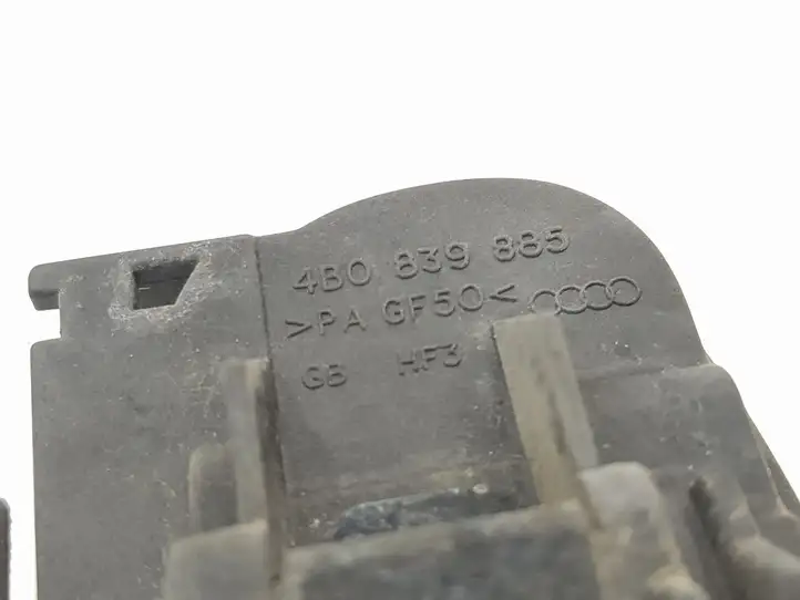 Audi A6 S6 C5 4B (2001 - 2004) 4B0839885 Наружная ручка двери — фото 2