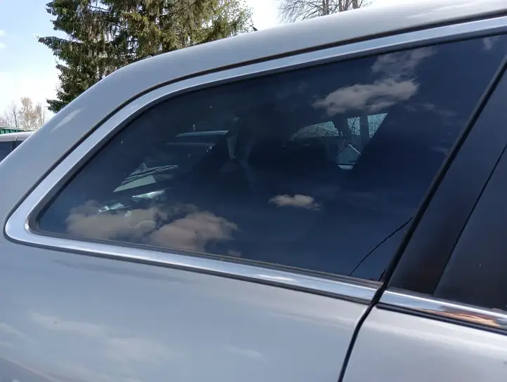 Mazda CX-7 (2006 - 2009) Заднее боковое стекло — фото 2