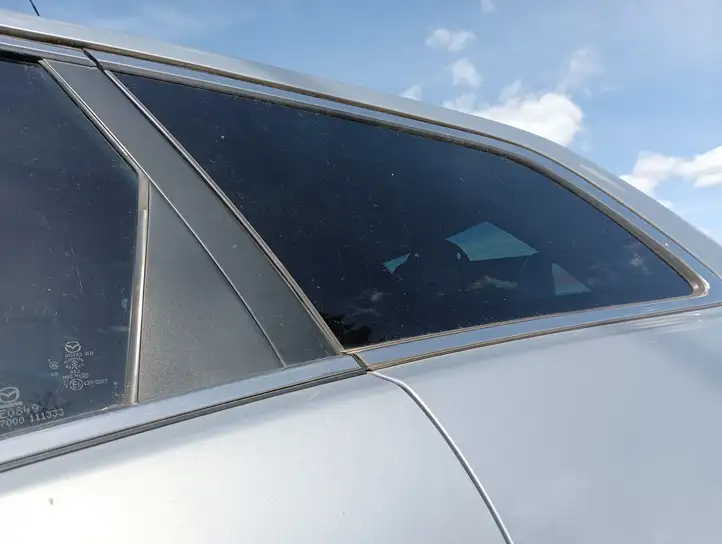 Mazda CX-7 (2006 - 2009) Заднее боковое стекло — фото 3