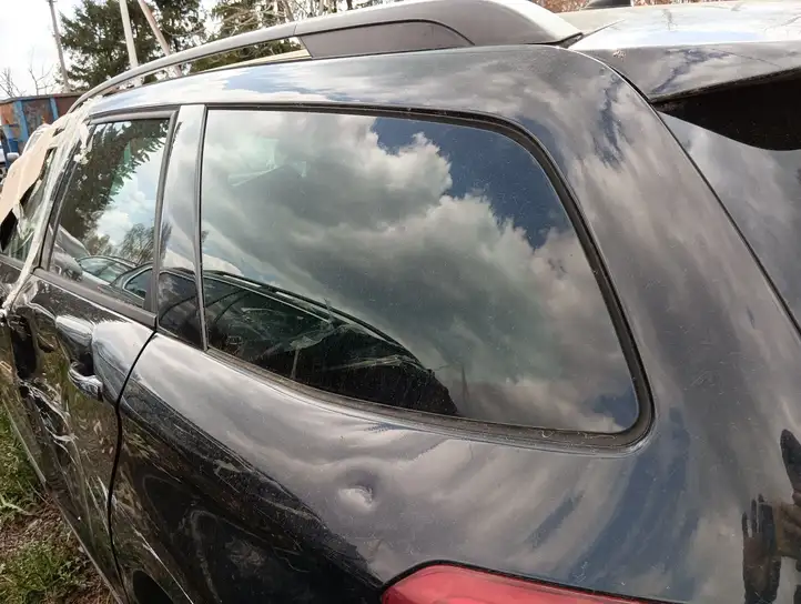Citroen C5 (2008 - 2017) Заднее боковое стекло — фото 4