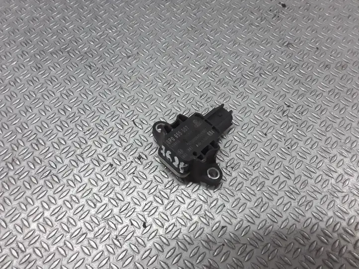 Audi A4 S4 B7 8E 8H (2004 - 2009) 8P0955557 Датчик удара SRS — фото 1