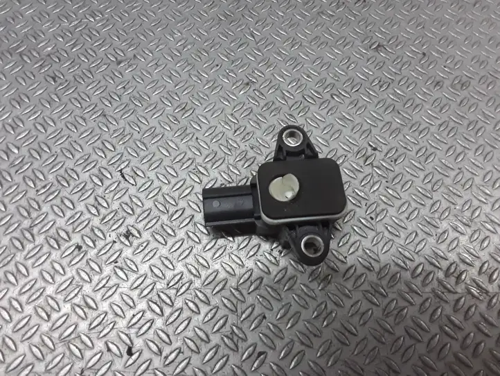 Audi A4 S4 B7 8E 8H (2004 - 2009) 8P0955557 Датчик удара SRS — фото 2