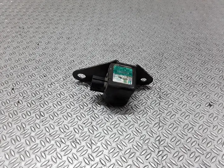 Toyota Yaris (2005 - 2009) 8986552010 Датчик удара SRS — фото 1