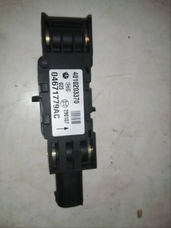 Jeep Grand Cherokee (WK) (2004 - 2010) 04671779AC Датчик удара SRS — фото 1