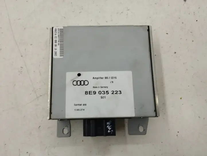 Audi A4 S4 B6 8E 8H (2000 - 2006) 8E9035223 Усилитель звука — фото 1