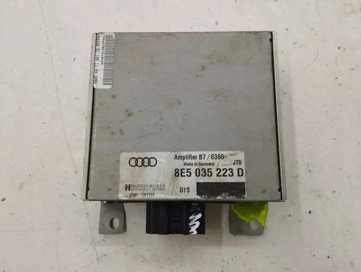 Audi A4 S4 B6 8E 8H (2000 - 2006) 7561766 Усилитель звука — фото 4