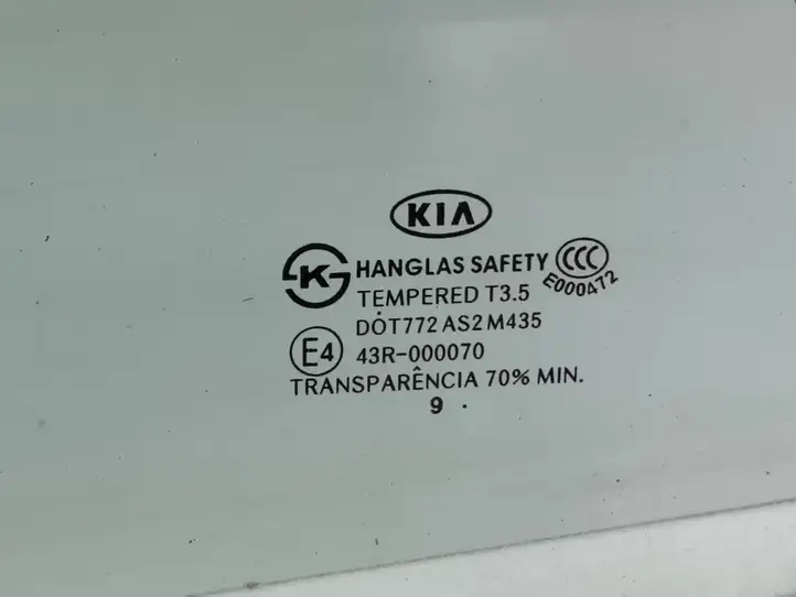 Kia Carens II (2006 - 2012) E443R000070 Форточка двери — фото 4