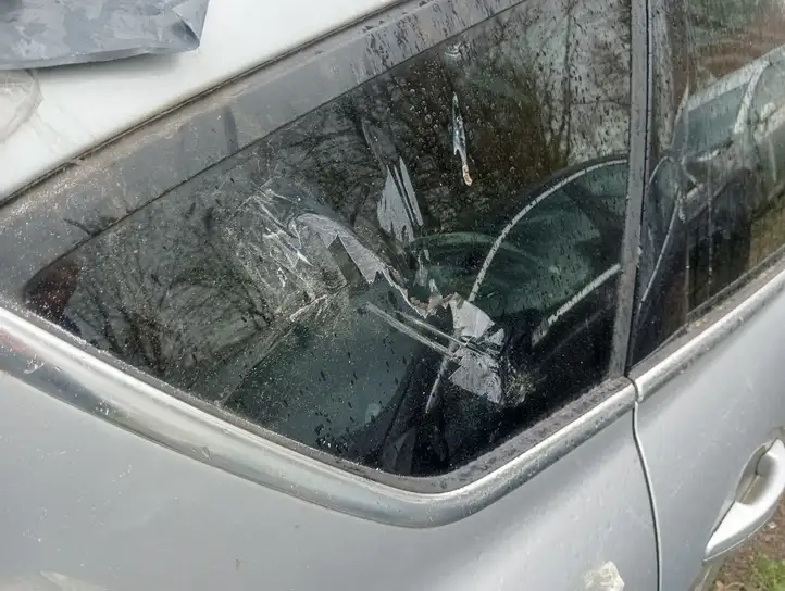 Ford C-MAX II (2010 - 2015) Заднее боковое стекло — фото 5