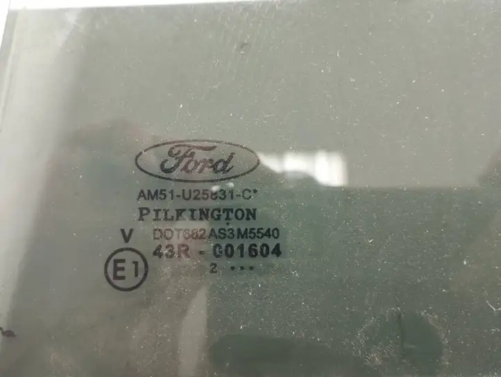 Ford Focus Grand C-MAX (2010 - 2019) 43R001604 Форточка двери — фото 2