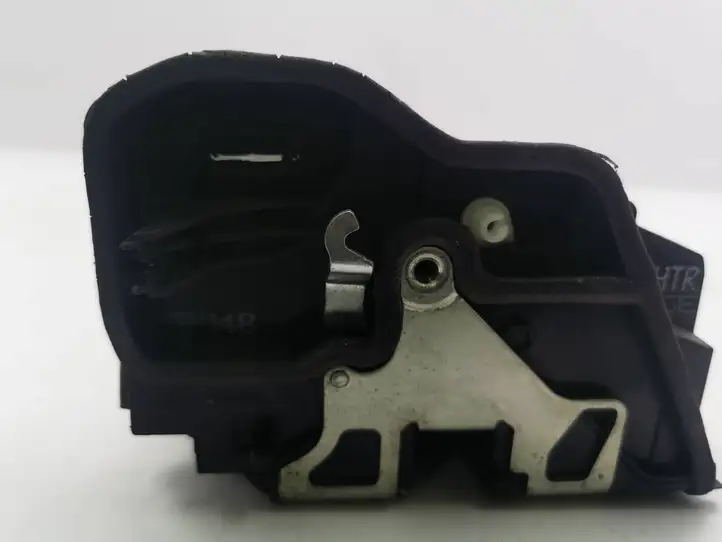 BMW 5 E60 E61 (2004 - 2010) 7202148 Замок задней двери — фото 7
