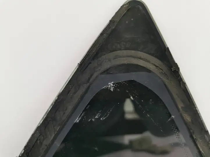 Mercedes-Benz A W169 (2004 - 2012) 43R001583 Заднее боковое стекло — фото 4