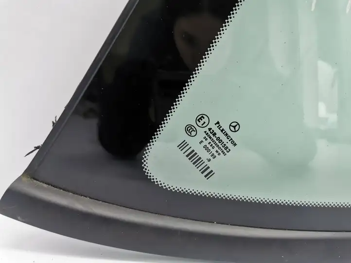Mercedes-Benz A W169 (2004 - 2012) E143R001583 Заднее боковое стекло — фото 10