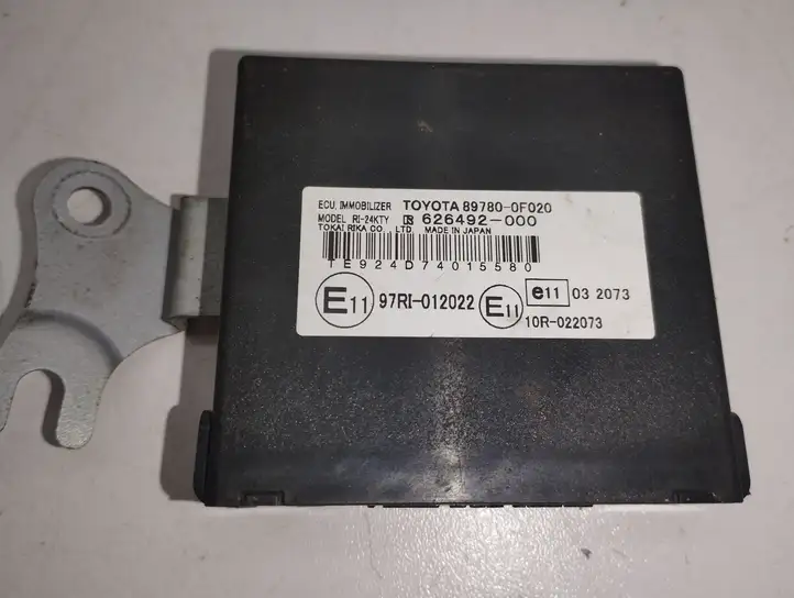Toyota Corolla Verso AR10 (2004 - 2009) 897800F020 Блок иммобилайзера — фото 1