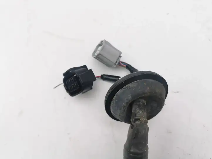 Toyota RAV 4 (XA50) (2018 - ) 8216442220 Прочая электропроводка — фото 2