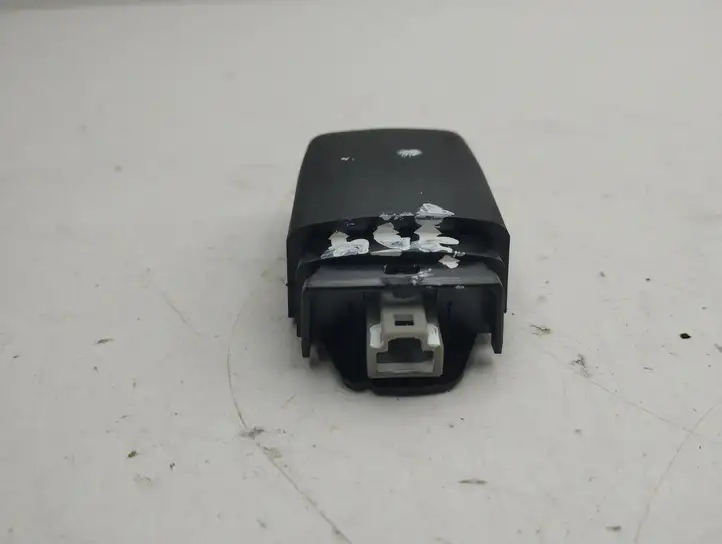 Toyota Corolla E210 E21 (2018 - ) Датчик дождя — фото 7