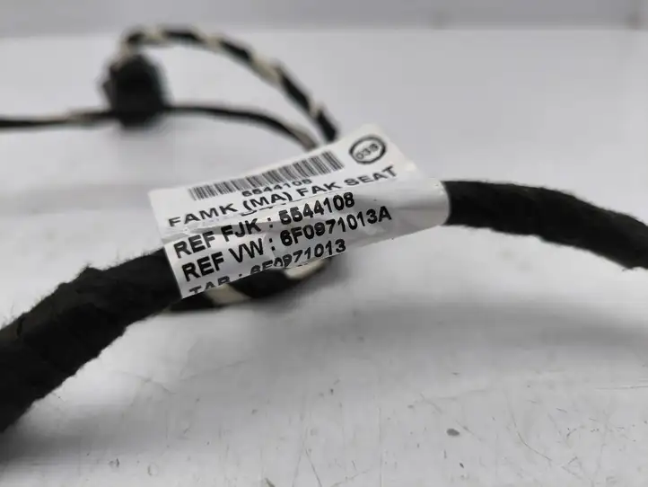 Seat Ibiza V (KJ) (2017 - ) 6F0971013A Прочая электропроводка — фото 3
