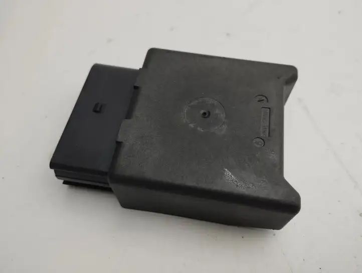 Audi A1 (2019 - ) 5Q0906093B Блок управления топливным насосом — фото 4
