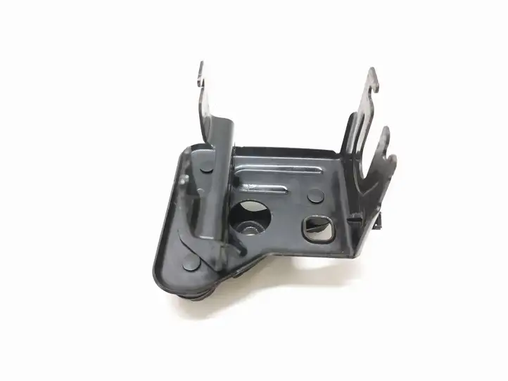 Jaguar I-Pace (2018 - )  J9D32C325AC Кронштейн охладителя EGR